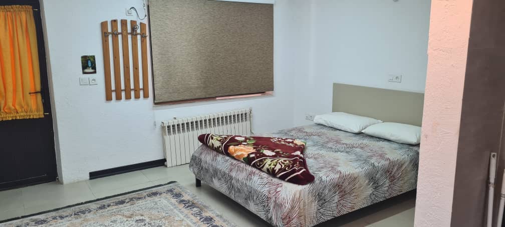 اجاره متل ساحلی ویو رو به دریا در بابلسر - سه خواب