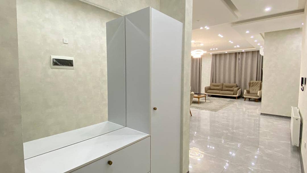 اجاره اپارتمان مبله دو خوابه در خیابان ابیوردی - طبقه ی همکف