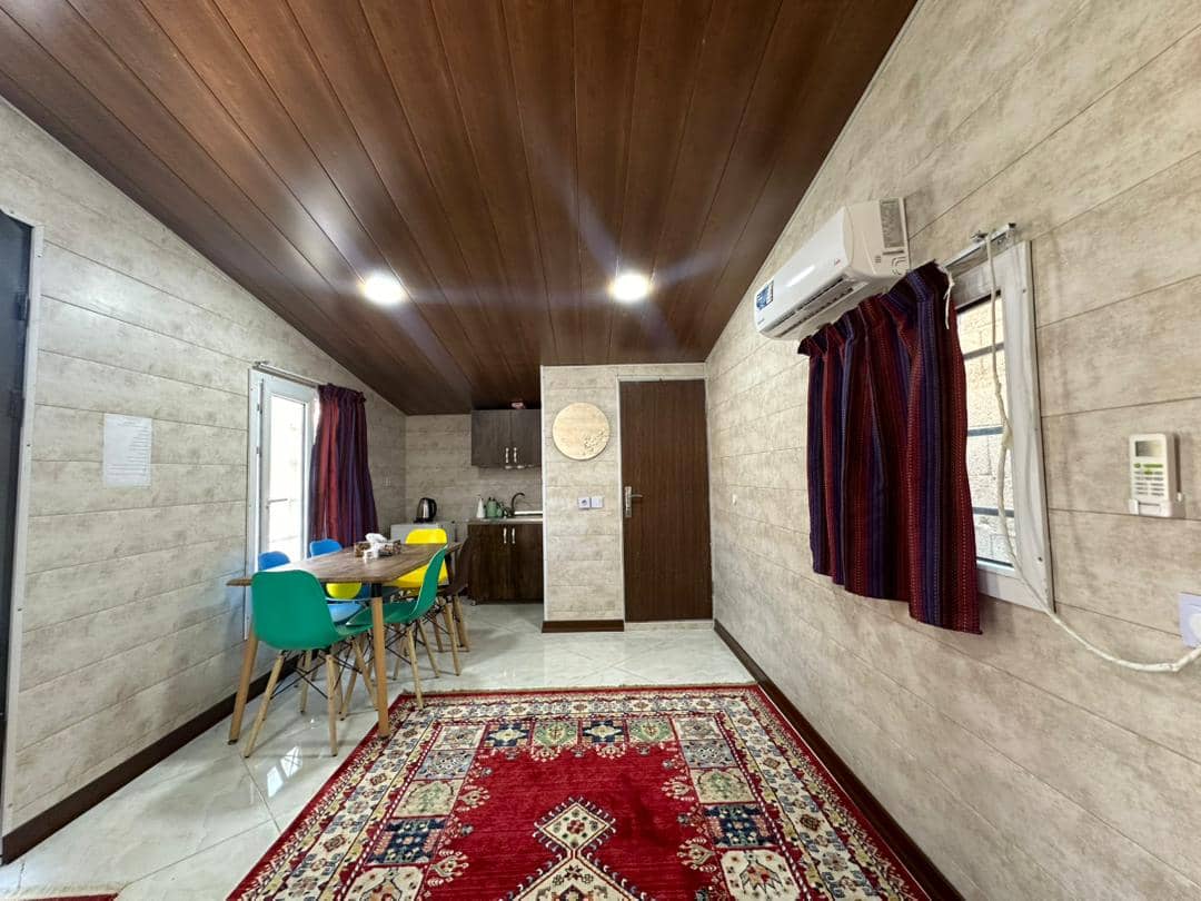 اجاره بومگردی ساحلی در روستای نخیلو بندرمقام - تکخوابه