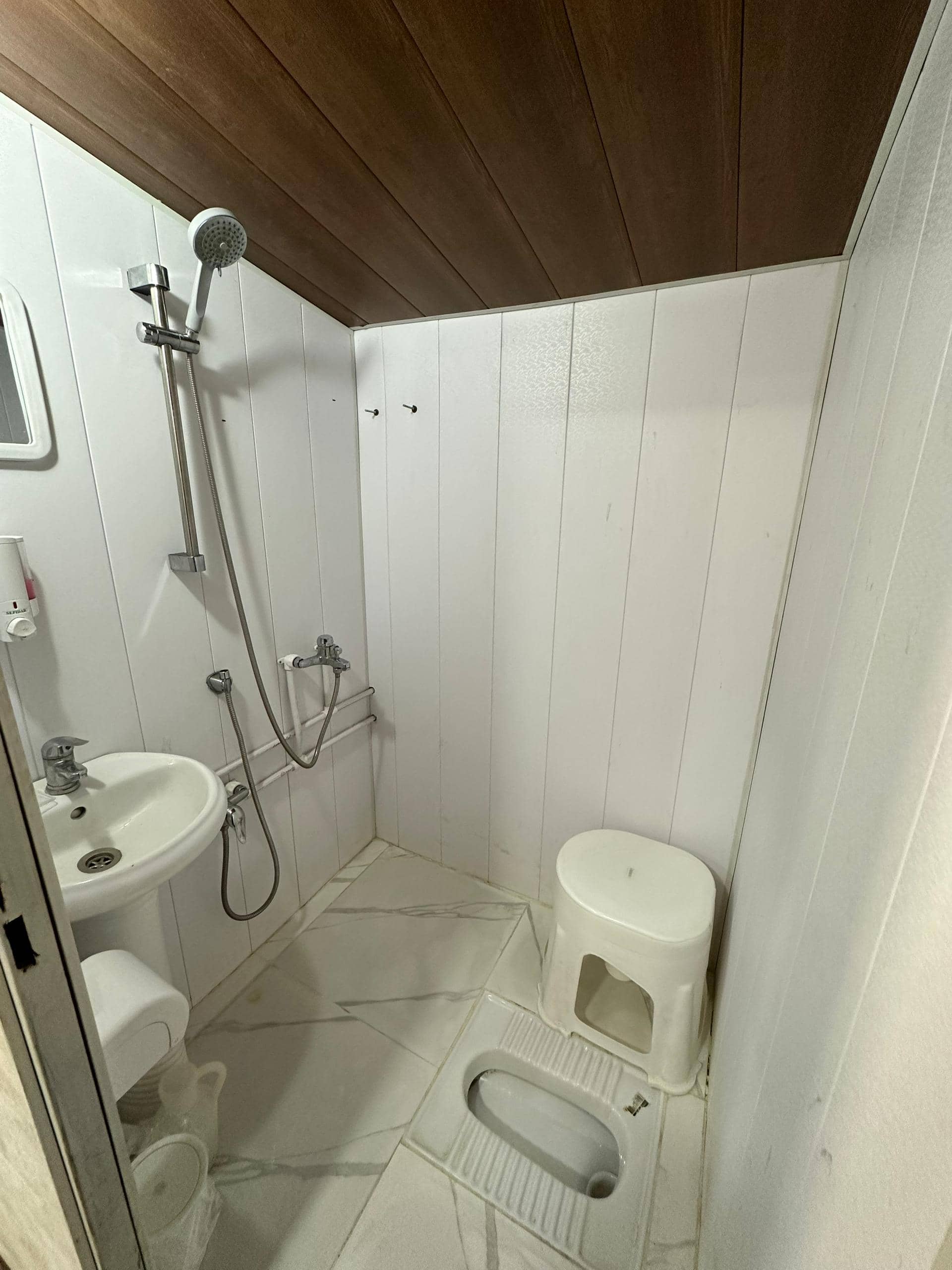 اجاره بومگردی ساحلی در روستای نخیلو بندرمقام - فلت مستر