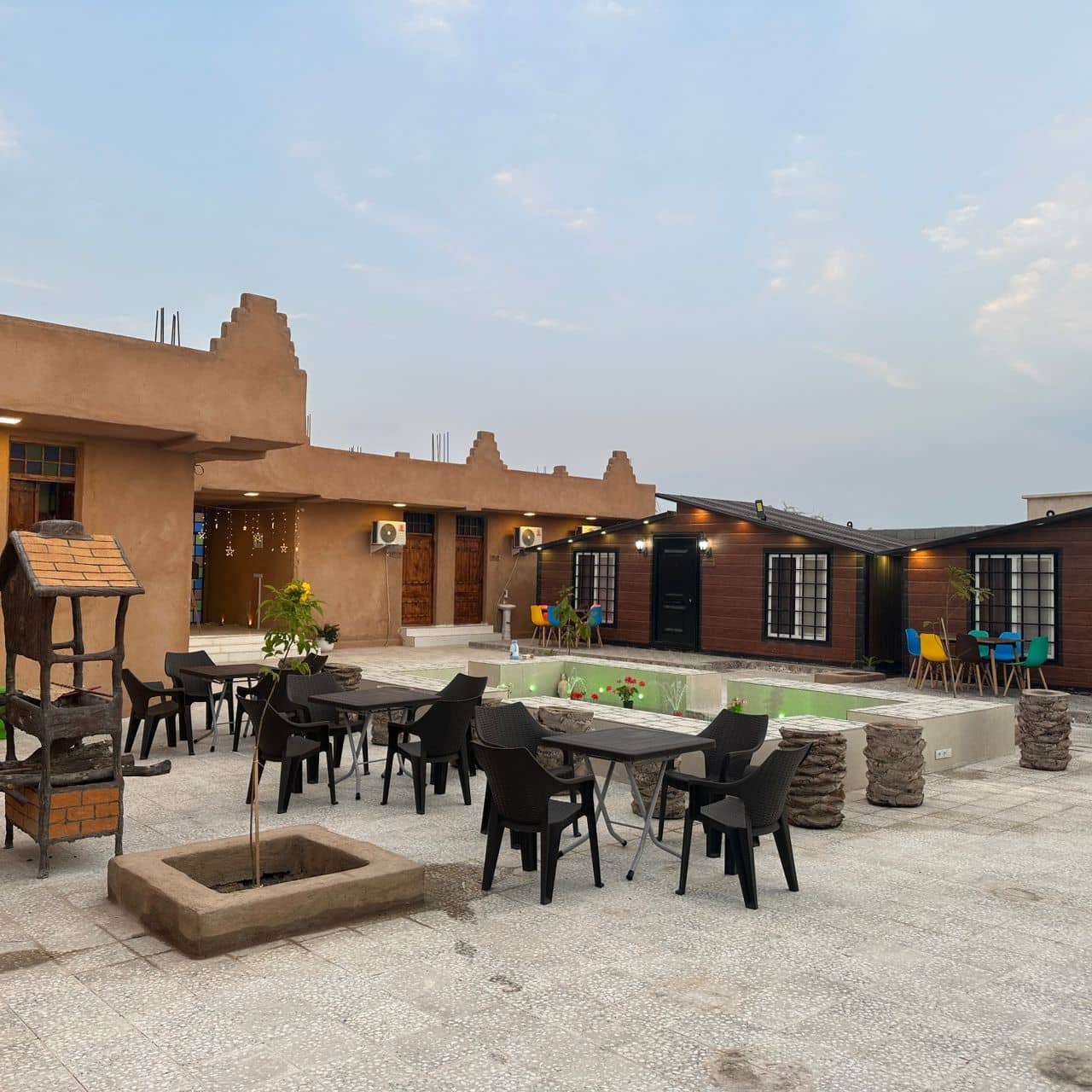 اجاره بومگردی ساحلی در روستای نخیلو بندرمقام - سنتی 9 متری غیرمستر