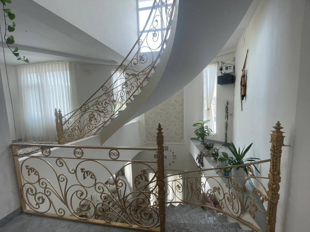 اجاره ویلا استخردار در روستای سرماج حسین خانی - سنندج