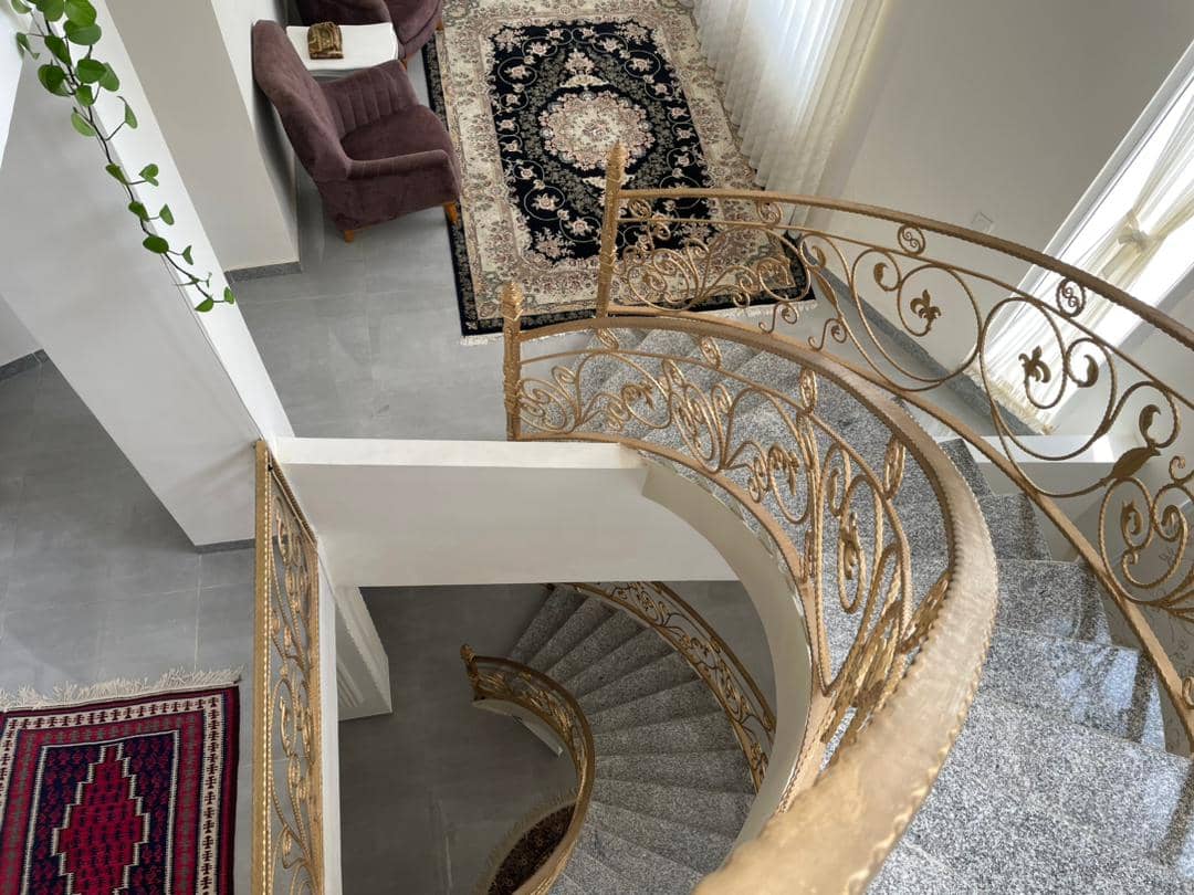 اجاره ویلا استخردار در روستای سرماج حسین خانی - سنندج