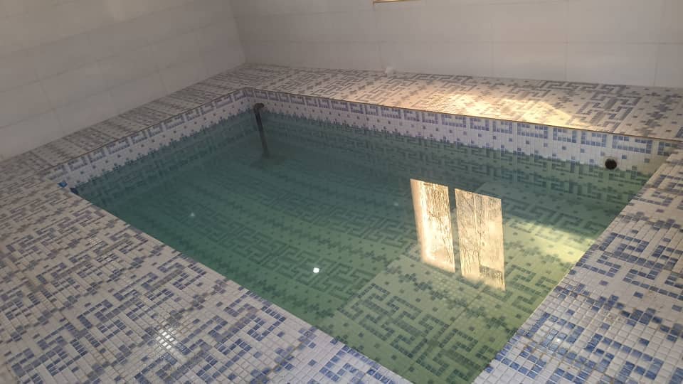 اجاره ویلا باغ استخرسرپوشیده آبگرم در ایذه - تک خوابه