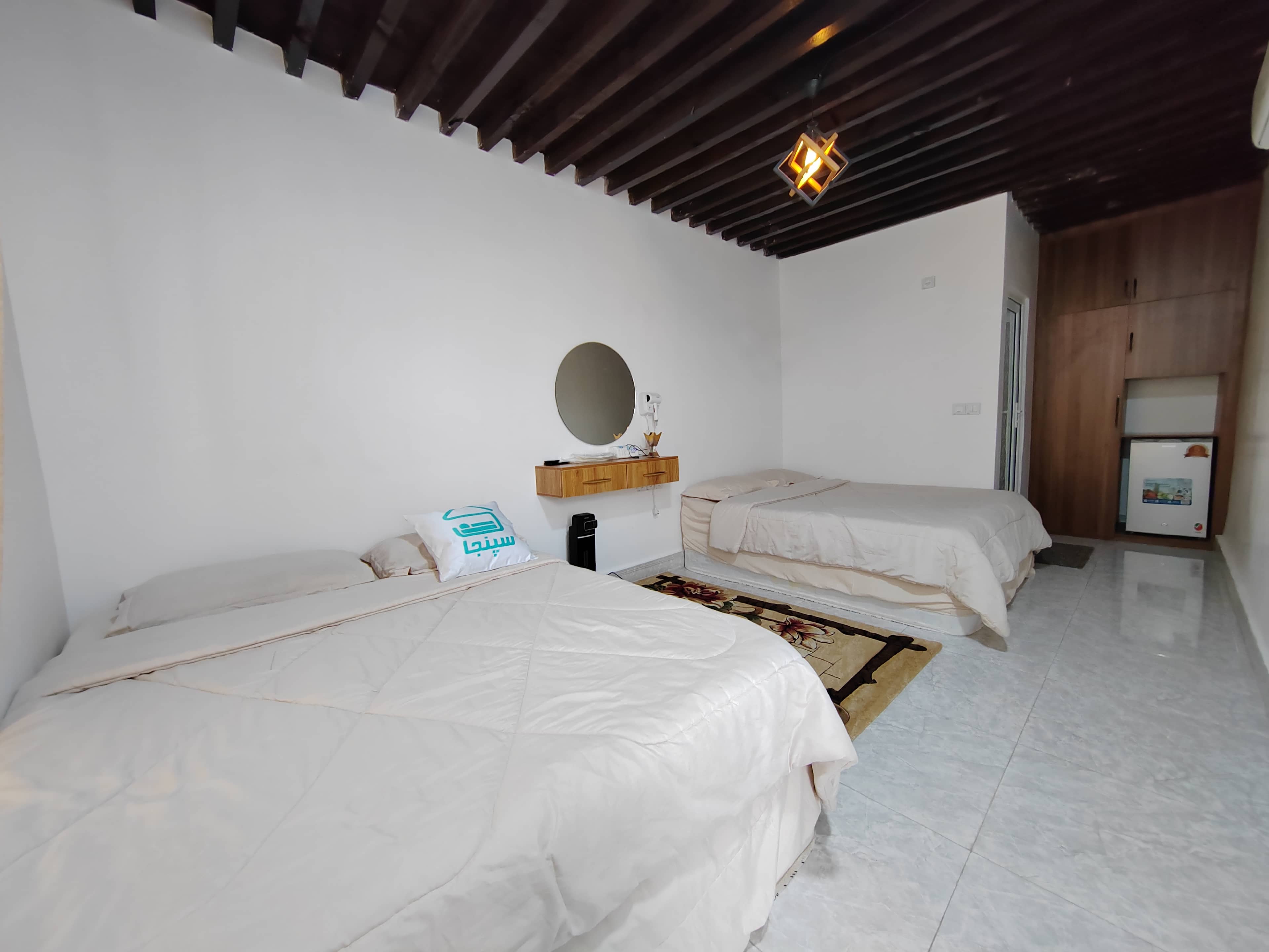 اجاره اقامتگاه بومگردی در شهر طبل قشم - چهارتخته