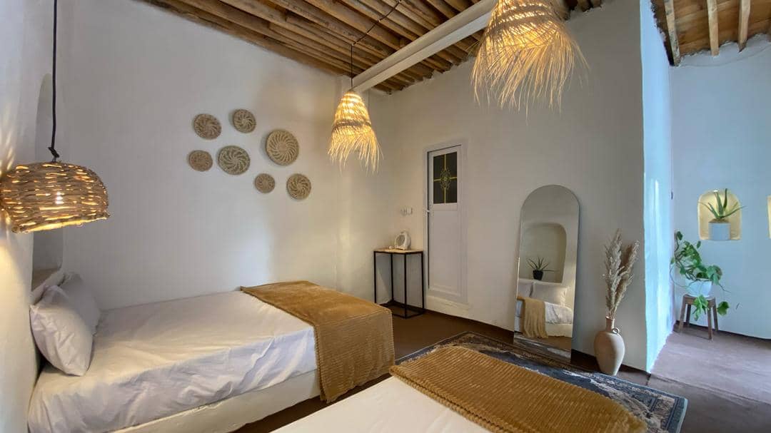 اجاره اقامتگاه بوگردی در طبل قشم - سه تخته دو دری