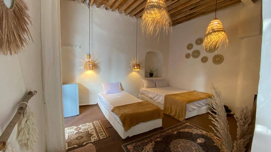 اجاره اقامتگاه بوگردی در طبل قشم - سه تخته دو دری