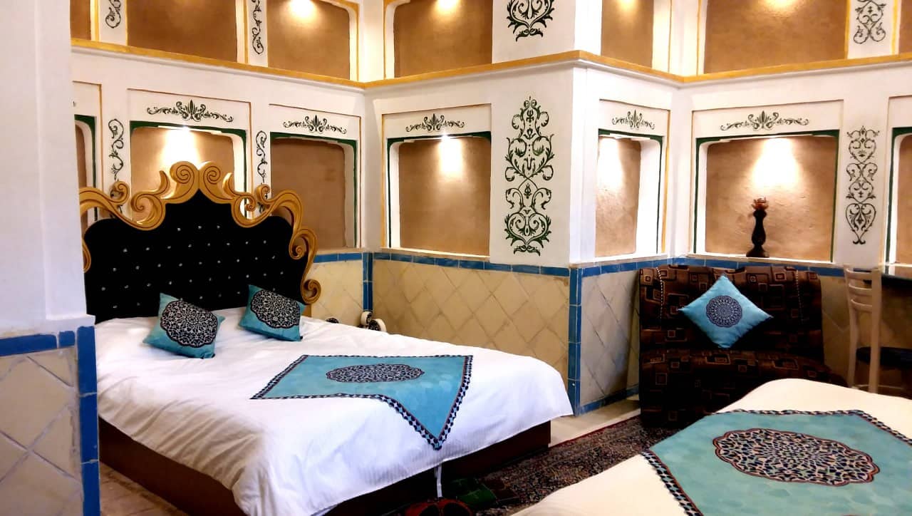 اجاره بوتیک هتل سنتی در امیرچخماق یزد - ماه عسل