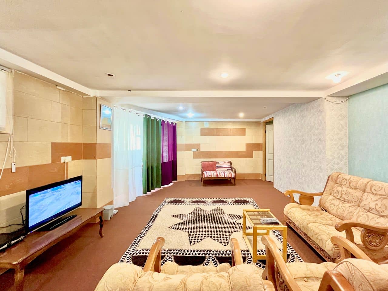 اجاره منزل ویلایی مبله در بلوار گلستان - شیراز