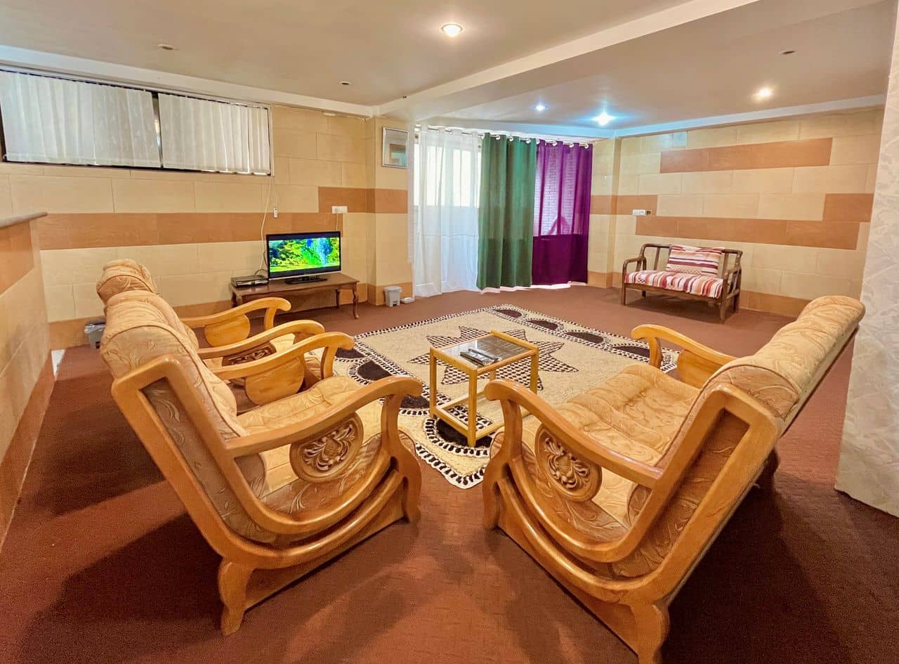 اجاره منزل ویلایی مبله در بلوار گلستان - شیراز