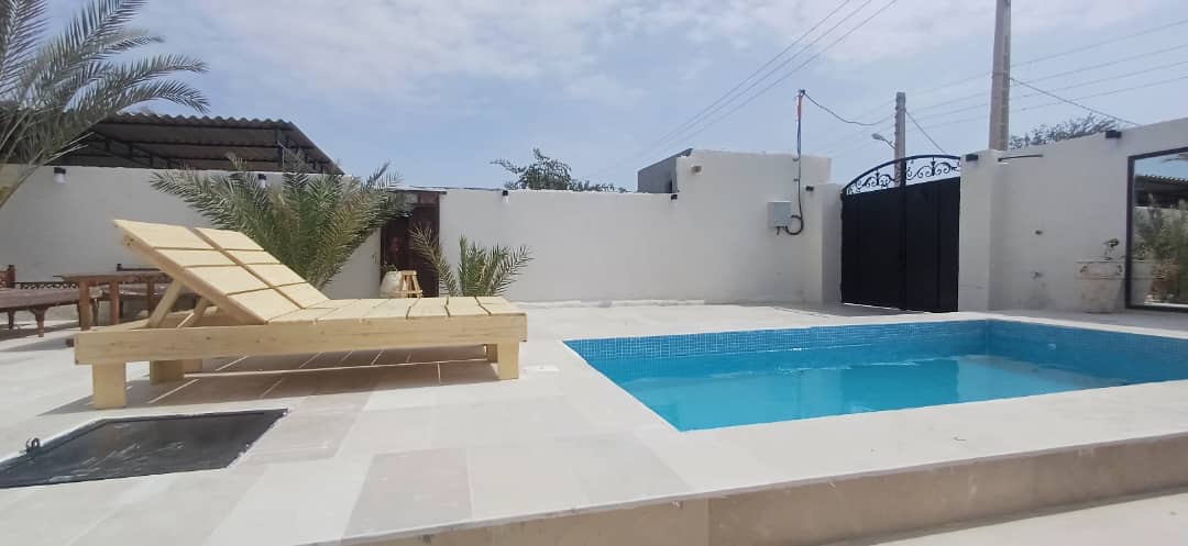 اجاره منزل ویلایی با استخر روباز در روستای تنب پارسان - سوزا