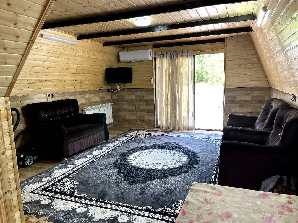 اجاره کلبه سوئیسی جکوزی دار در روستای امامکلا - شیرگاه