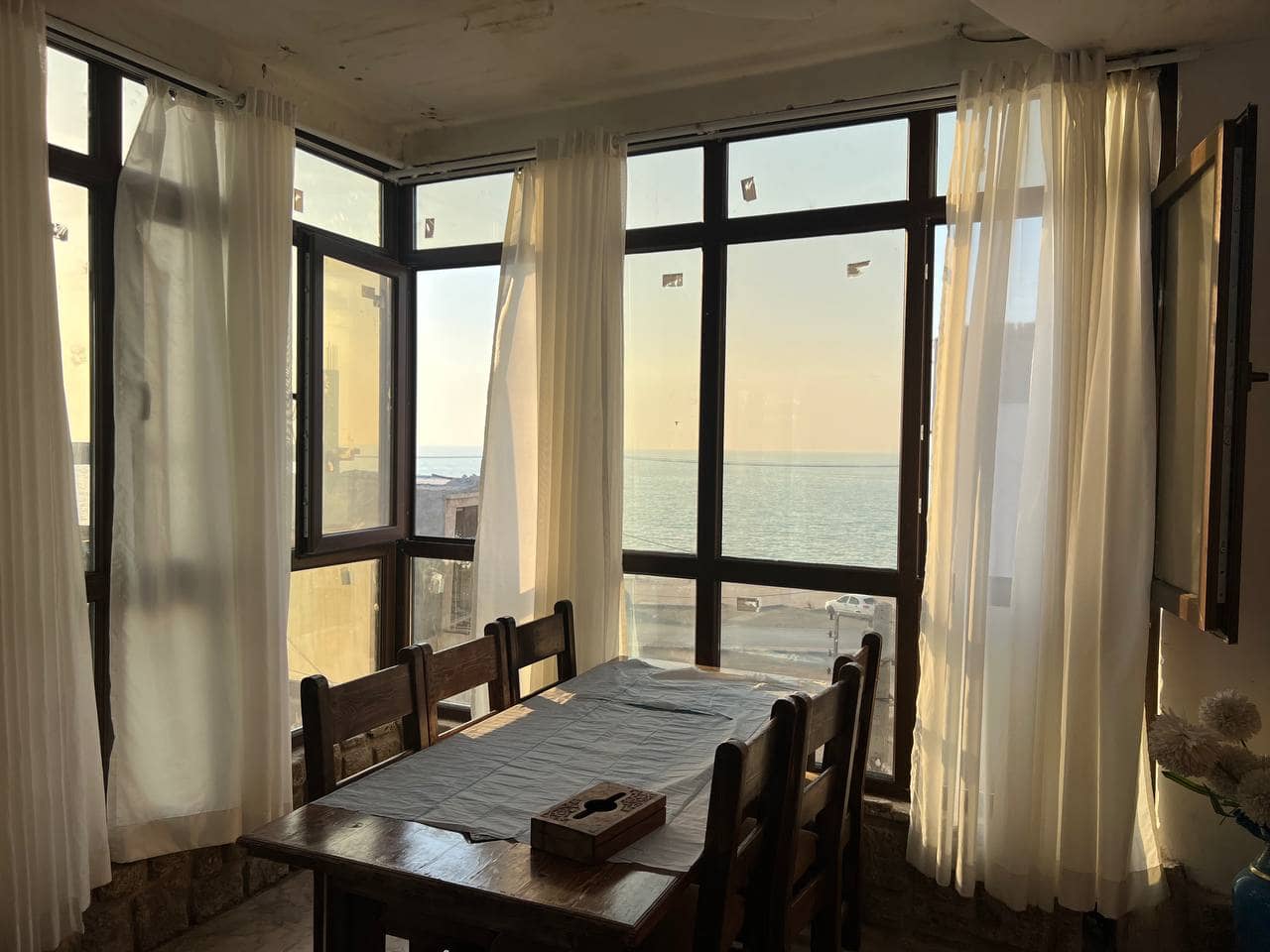 اجاره اتاق بومگردی ساحلی در بوشهر - لاجورد 1