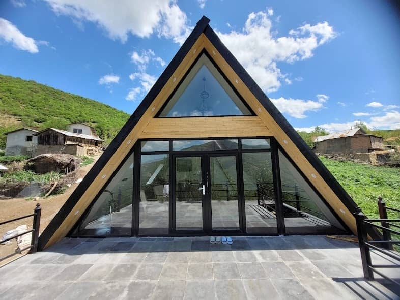 اجاره کلبه سوئیسی در روستای فریمک - نکا