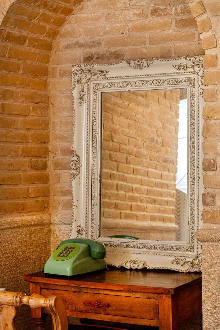 اجاره بوتیک هتل در خیابان لطفعلی خان زند شیراز - رز 2 تخته