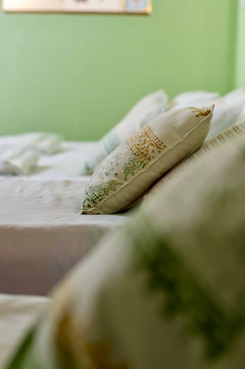 اجاره بوتیک هتل در خیابان لطفعلی خان زند شیراز - بهار 4 تخته