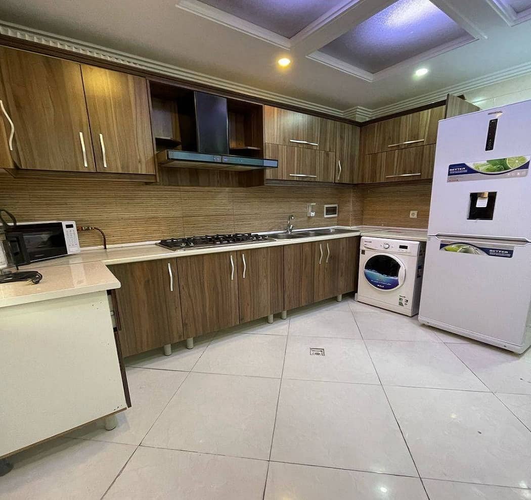 اجاره هتل آپارتمان در خیابان کریم خان تهران - دوم - مرکز