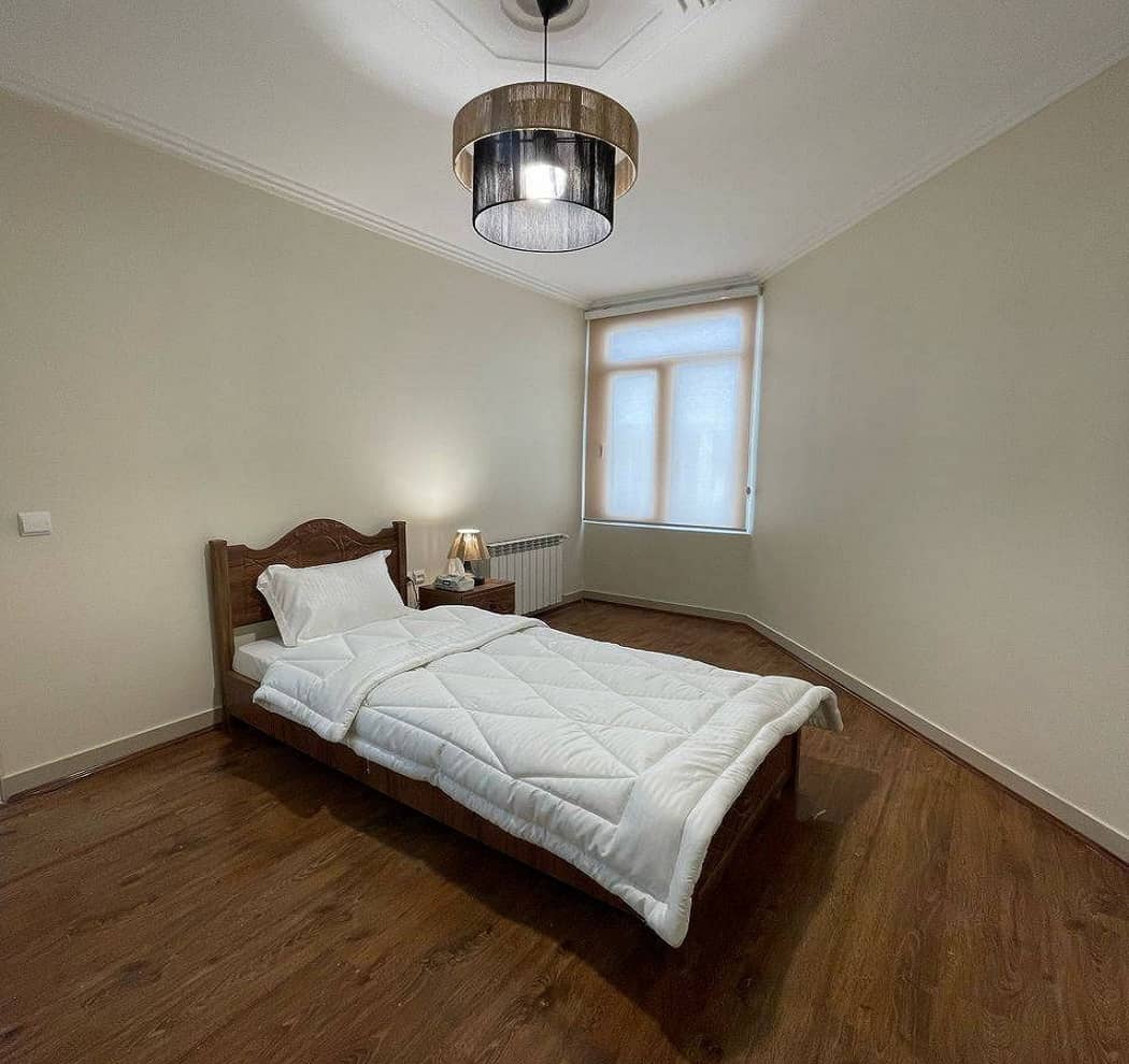 اجاره هتل آپارتمان در خیابان کریم خان تهران - پنجم - مرکز