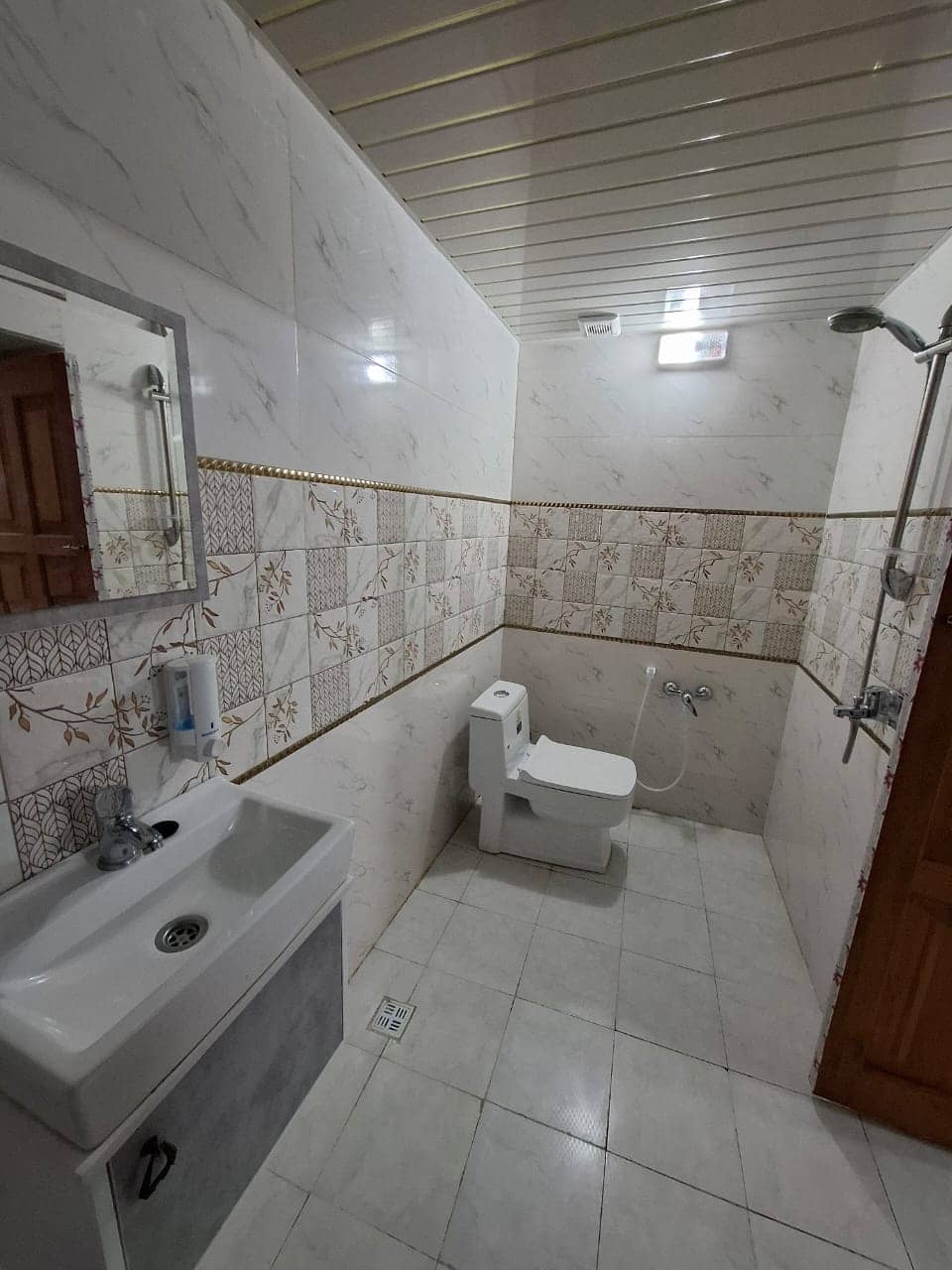 اجاره اتاق بوم گردی مستر در خیابان امام خمینی یزد - سه