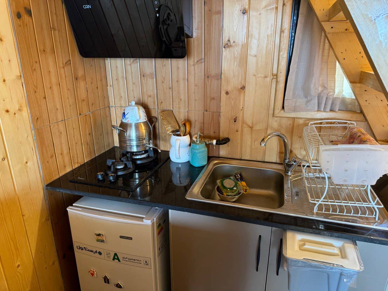 اجاره کلبه سوئیسی جکوزی دار در روستای دینارسرا نشتارود