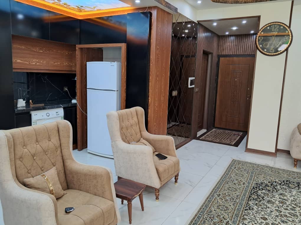 اجاره آپارتمان مبله با استخر سرپوشیده آبگرم در شهرک سیمرغ