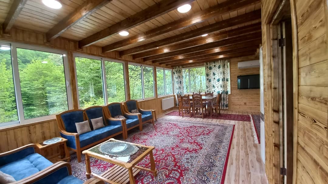 اجاره کلبه سوئیسی با جکوزی در روستای لیماکش - آرش