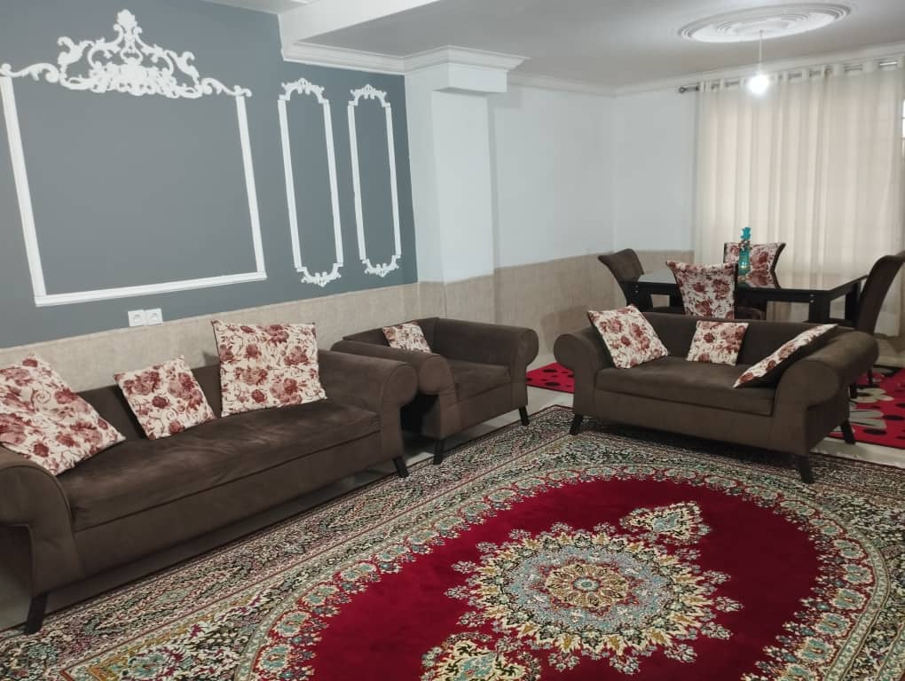 اجاره منزل ویلایی در رادیو در دریا - همکف