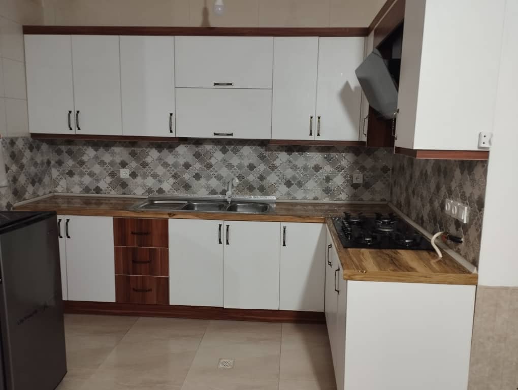 اجاره منزل ویلایی در رادیو در دریا - همکف