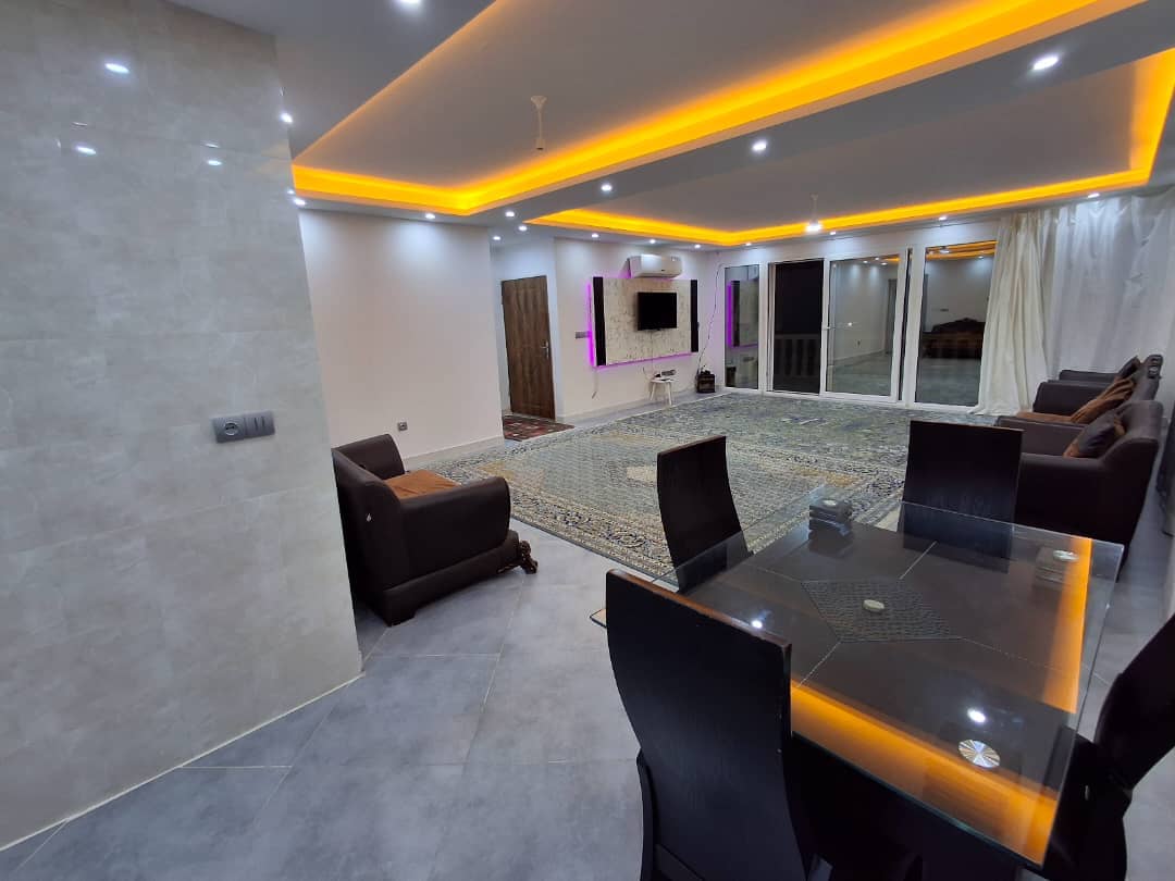 اجاره آپارتمان مبله در روستای چله بر توتکابن - تکخواب طبقه دوم