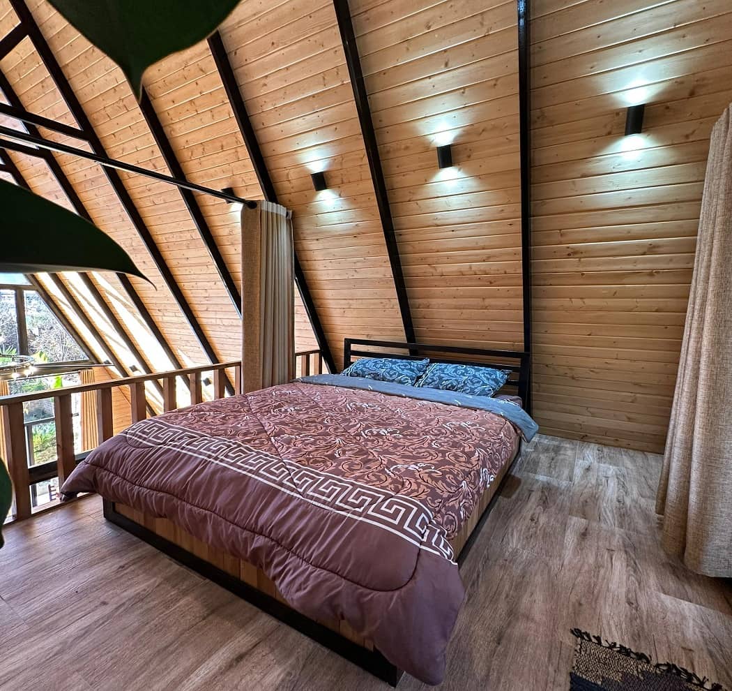 اجاره کلبه سوئیسی با جکوزی در سلمان شهر