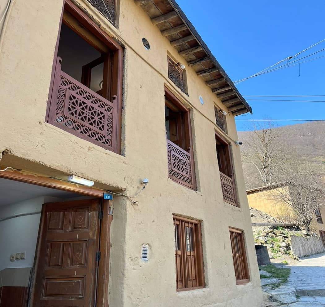 اجاره اقامتگاه سنتی جنگلی در ماسوله - آبشار 2