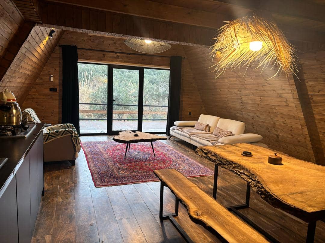 اجاره کلبه سوئیسی دوبلکس در منجیل - گیلان