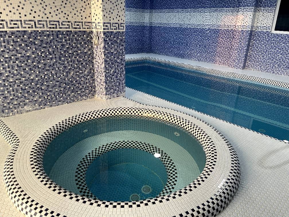 اجاره ویلا با استخردار آبگرم درروستای حاجی کلا سرخرود