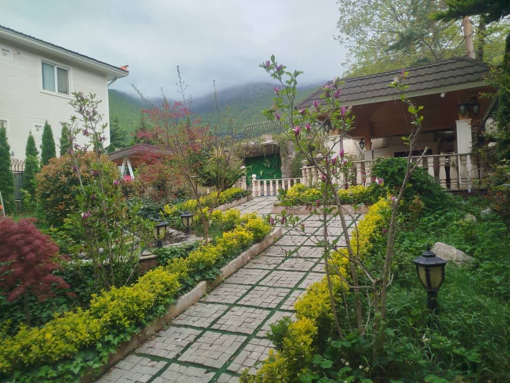 اجاره ویلا جنگلی با استخر سرپوشیده آبگرم در کلاردشت