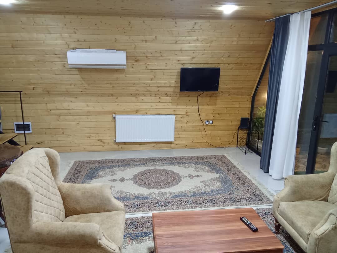 اجاره کلبه سوئیسی در دهستان دلیجان شاندرمن