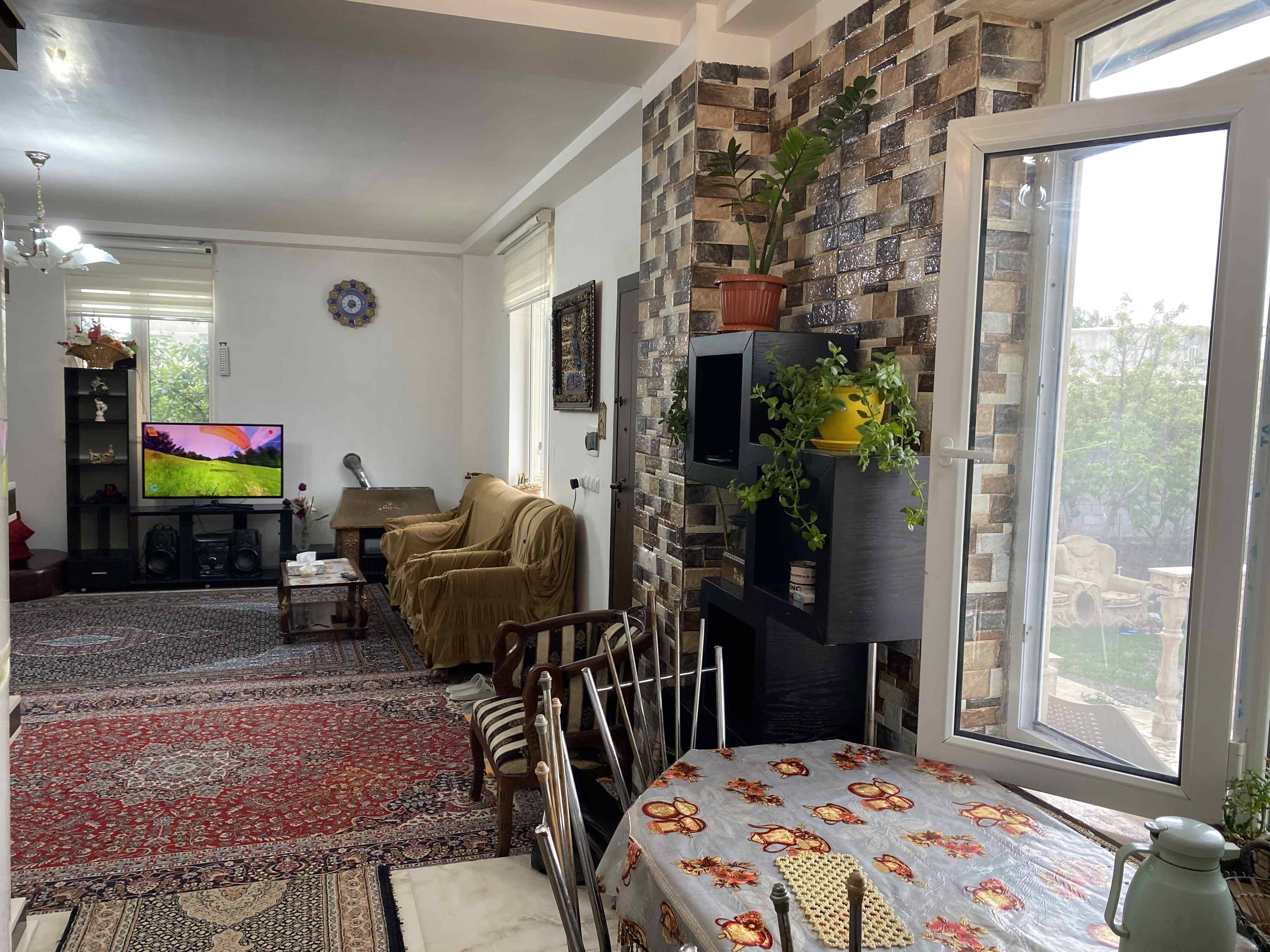 ویلا باغ دوخواب در روستای جبه‌دار اردبیل - ایلیا  نما و حیاط