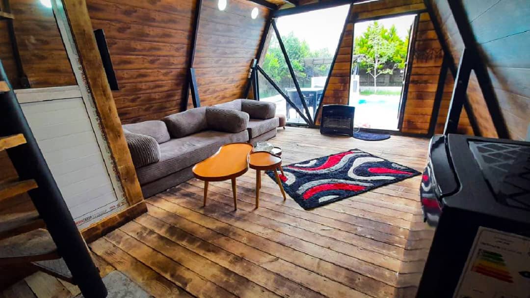 اجاره کلبه سوئیسی با استخر روباز آبگرم در نوده رشت