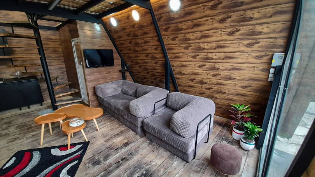 اجاره کلبه سوئیسی با استخر روباز آبگرم در نوده رشت