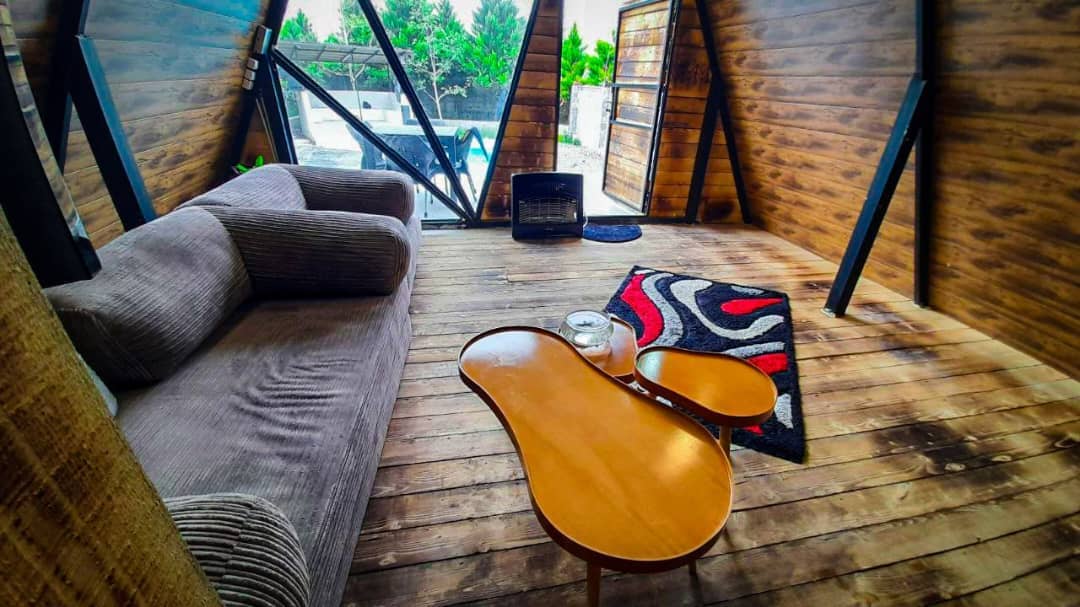 اجاره کلبه سوئیسی با استخر روباز آبگرم در نوده رشت