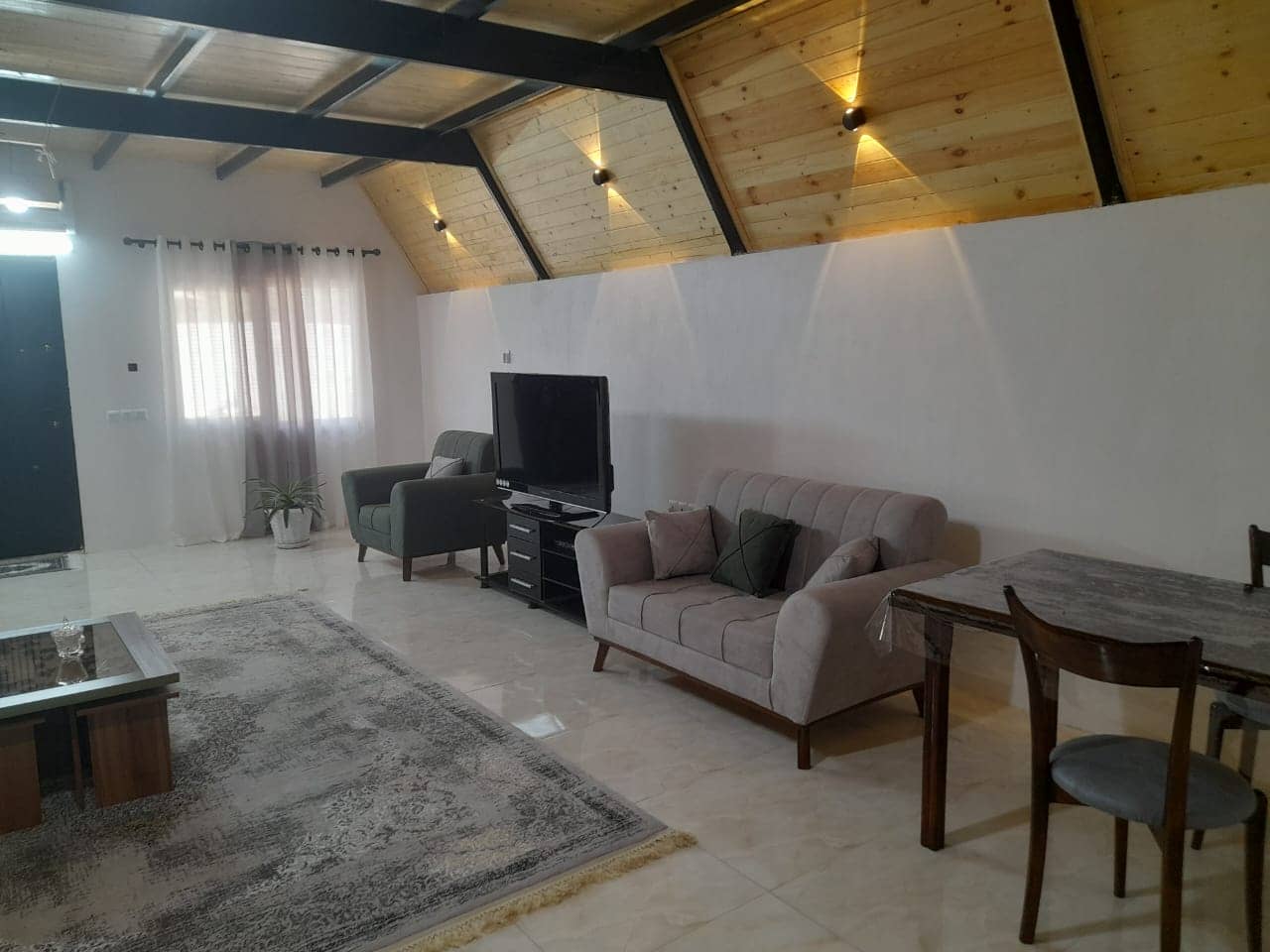 کلبه سوئیسی دوبلکس در روستای قادیکلا قائم شهر - پالم نمای ساختمان