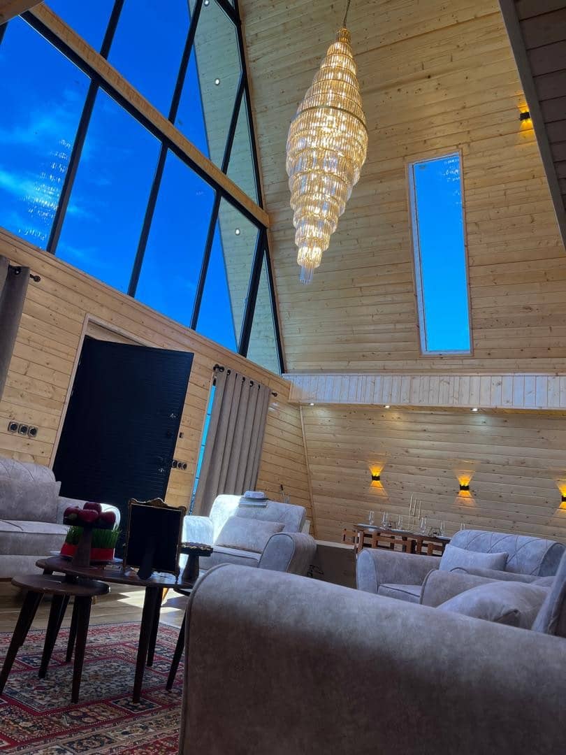 کلبه سوئیسی دوبلکس در چابکسر - دو خواب نمای ساختمان