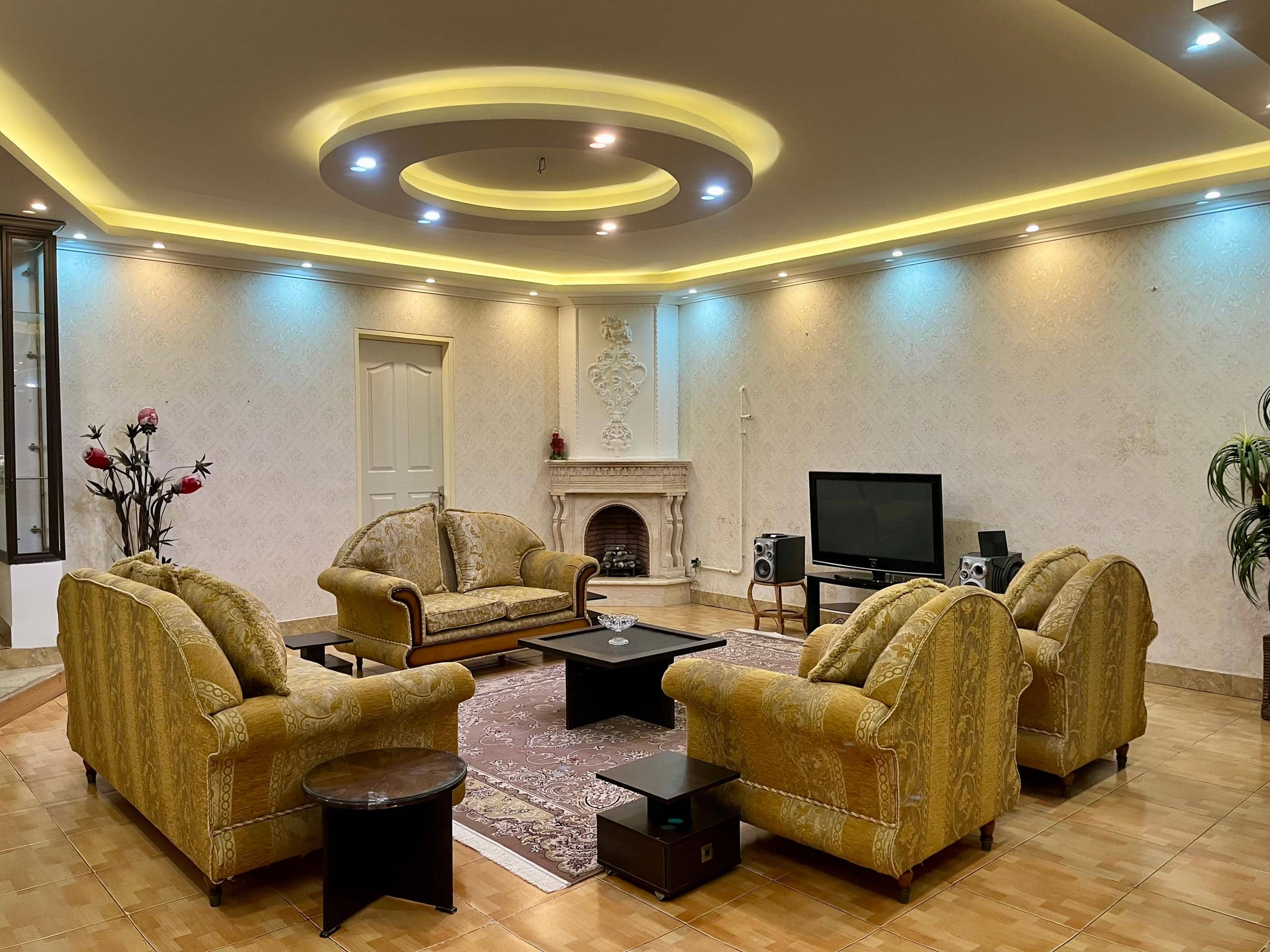  منزل ویلایی دوبلکس سه خوابه جکوزی‌دار در مرکز رشت - گلباغ