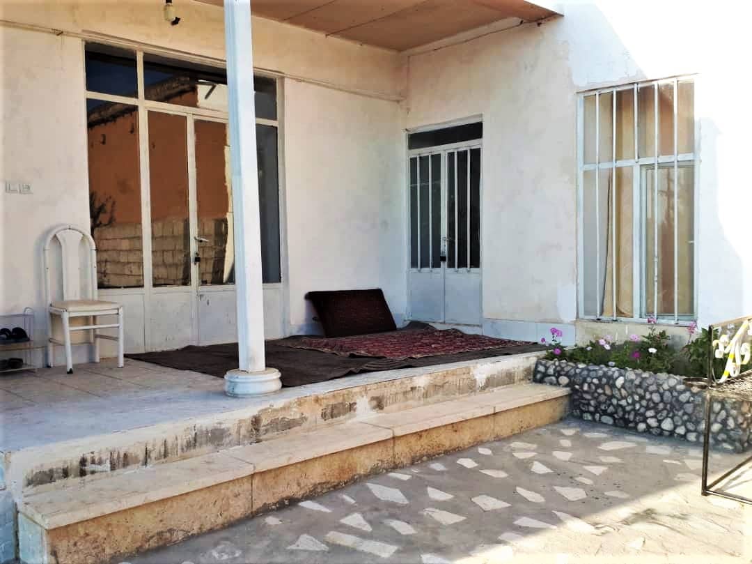 اجاره خانه باغ دوخوابه خارج از دهکده چادگان - سادات100 متری