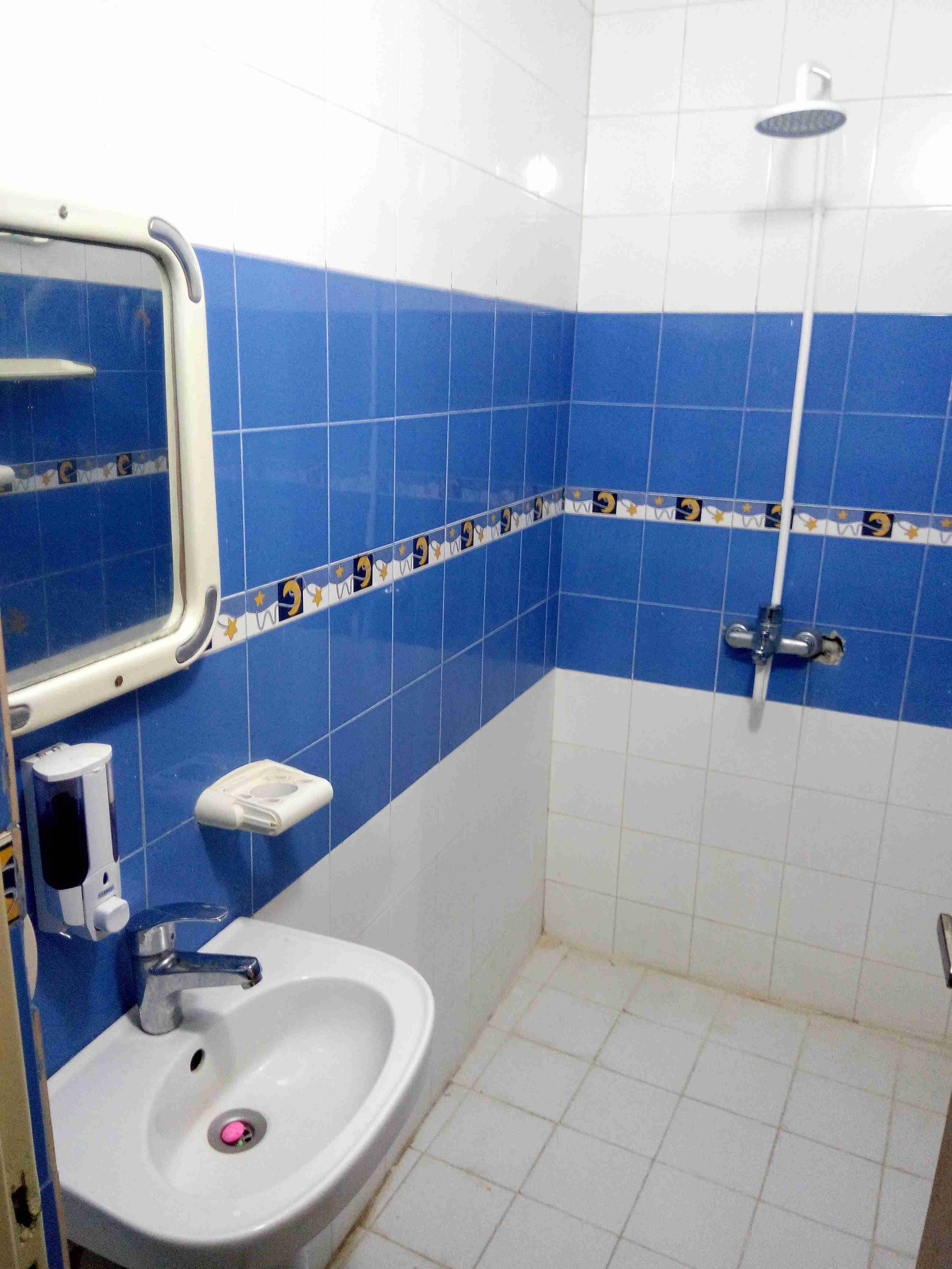 اجاره آپارتمان مبله در عاشوری بوشهر-دو خوابه پنج تخته