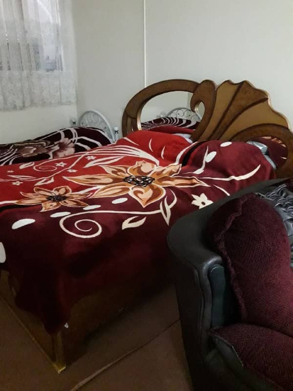 اجاره آپارتمان مبله در چهار باغ خواجو اصفهان - واحد 1