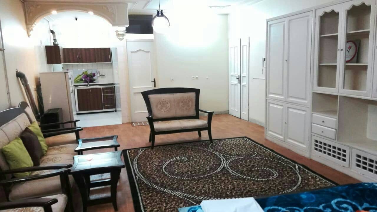 اجاره سوئیت مبله در چهار باغ عباسی اصفهان - طبقه اول