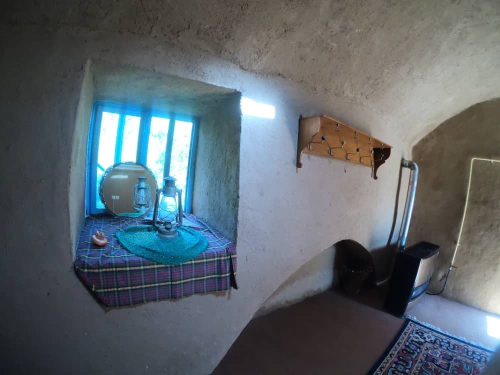 اجاره اقامتگاه سنتی شهرت در تفت یزد اتاق6