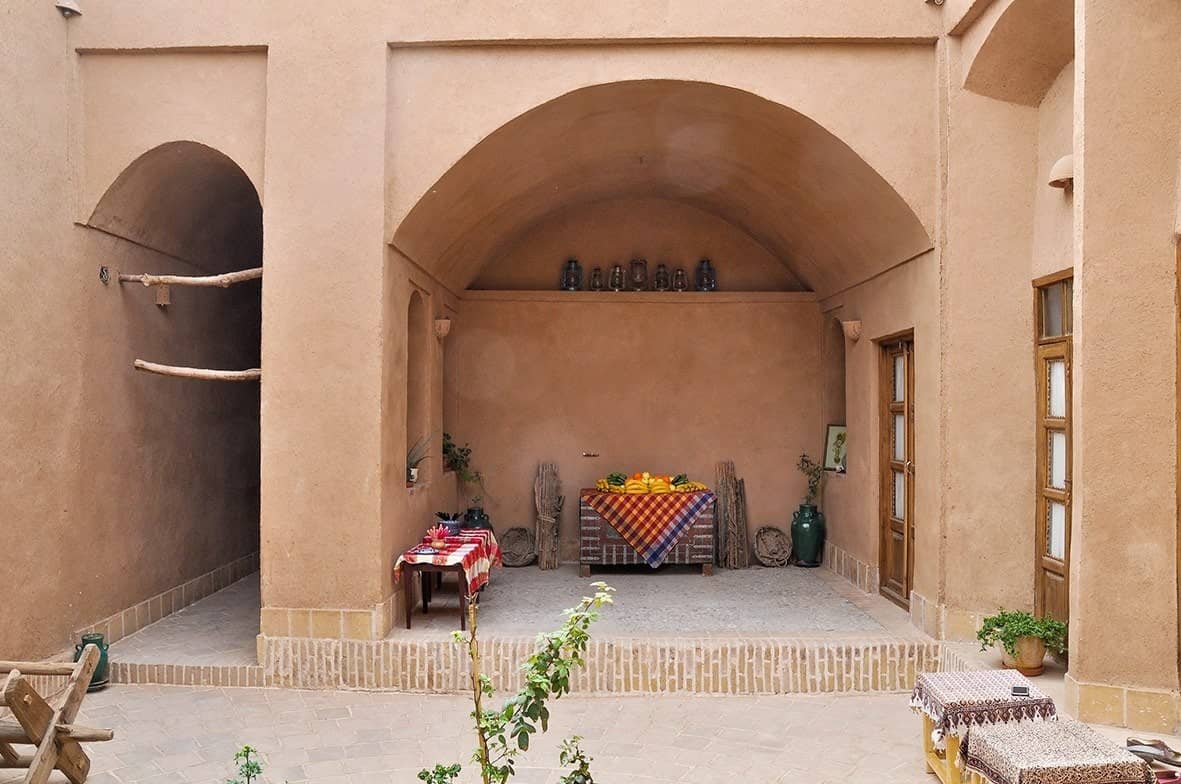 اجاره اتاق بومگردی در روستای اله آباد زارچ - مروارید