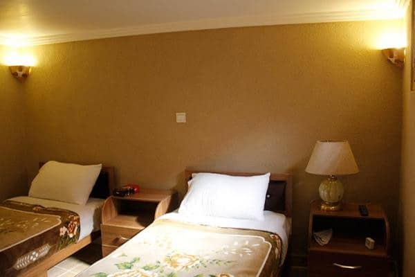 اجاره سوئیت سنتی تک خواب در یزد - داریوش