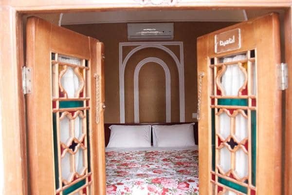 اجاره سوئیت سنتی دو تخته در یزد - آناهیتا